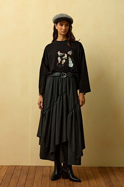 Ceylan Otantik Black Winter Printed Basic Bodysuit & Anthracite Striped Polyviscose Bohemian Floor Skirt Set