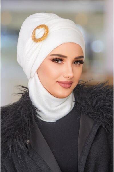 Aişe tesettür Beyaz Gold Tokalı Atkılı Bone