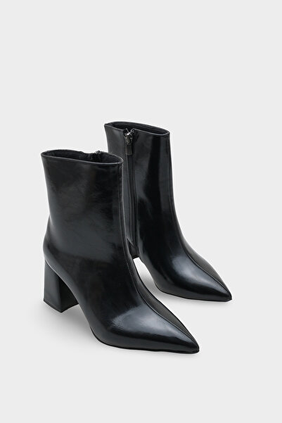 meyra'nın ayakkabıları Women's Black Patent Leather Slip-On Boots