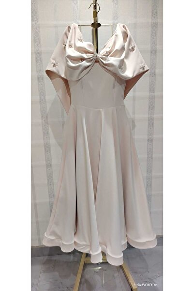 Ressian fashion Soft Barbie short dress with an embroidered bow at the chest