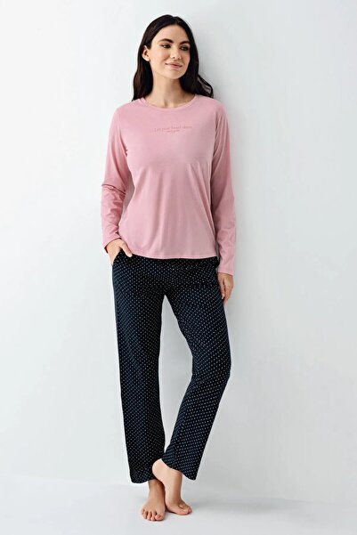 Pierre Cardin Women's Pink Pocket Crew Neck Comfortable Pajama Set