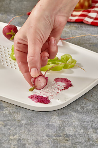 Pazar Kapısı لوح تقطيع متعدد الأغراض قابل للتعليق مع قاعدة غير قابلة للانزلاق...