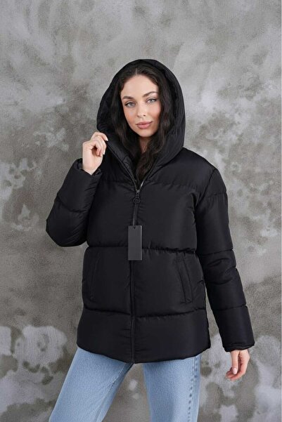 MontClup Women's Black Puffer Jacket Regular Oversized