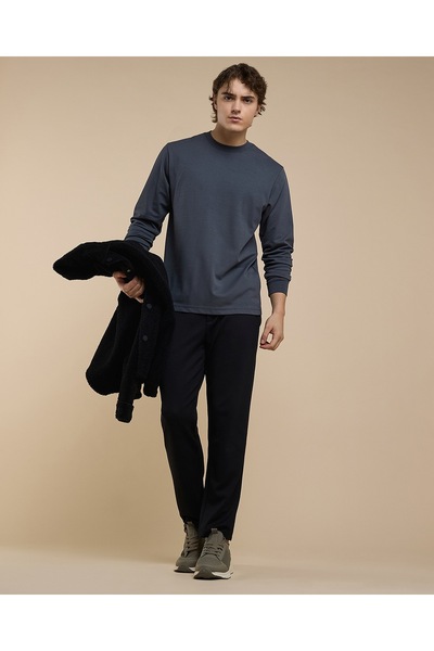 R&B Solid T-Shirt With Crew Neck And Long Sleeves