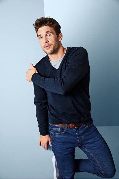 Tchibo Men V-neck Solid Long Sleeves Sweater, Navy