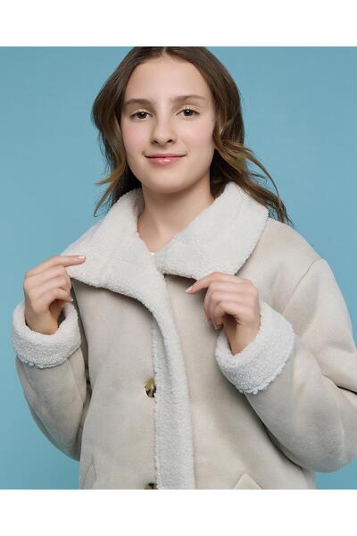 R&B Button Detail Sherpa Jacket With Collar And Long Sleeves