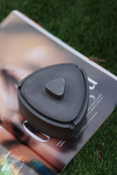 Myravis Gray Color Handmade Decorative Concrete Ashtray with Lid