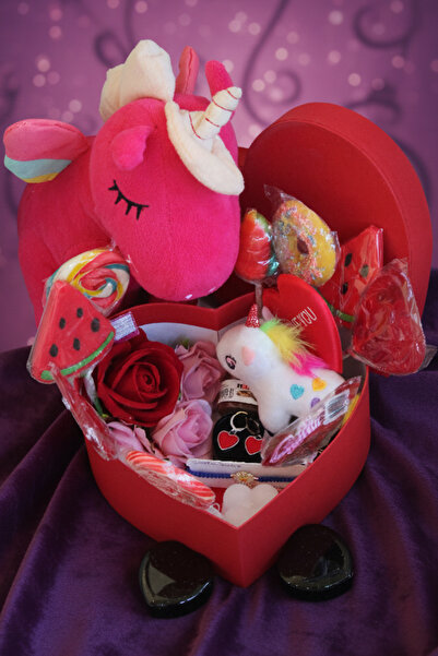 Goldwither Sevgiliye Arkadaşa Hediye Takımı Peluş Unicorn Kalpli Kutu Şekerle...