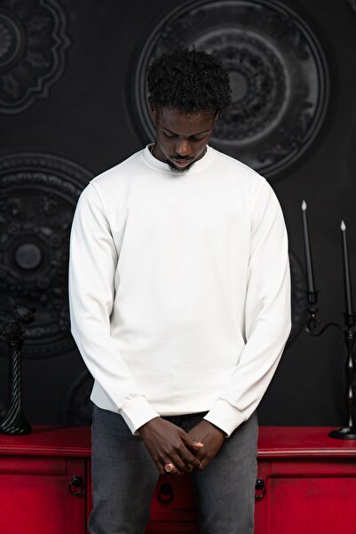 Dorss Regular Fit Dobby Crew Neck Stretch Fabric Transitional Sweatshirt