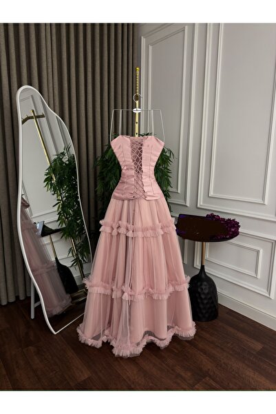 Diva style Mikado evening dress, luxurious embroidery, flared tulle