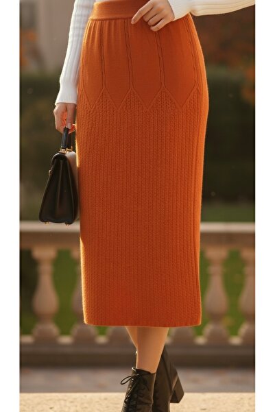 bohostyle Elastic knitted skirt, length 80 cm, straight cut with back slit