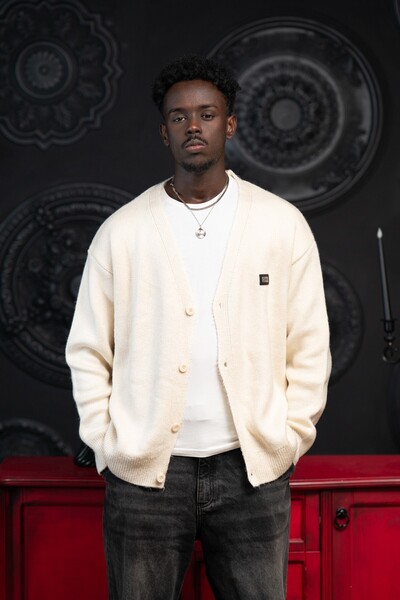 AKÇAYLAR Oversized V-Neck Button Closure Casual Model Cardigan