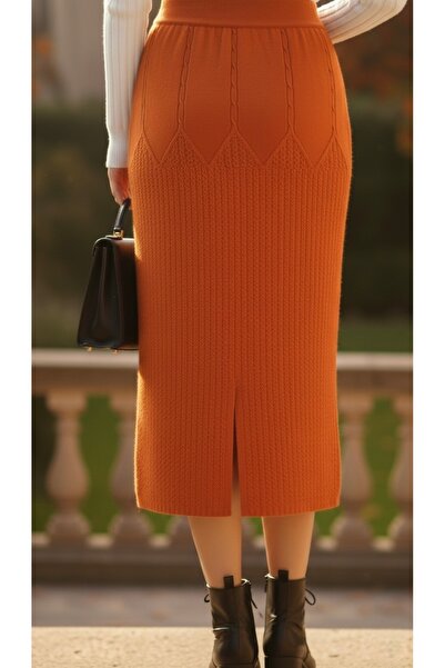 bohostyle Elastic knitted skirt, length 80 cm, straight cut with back slit