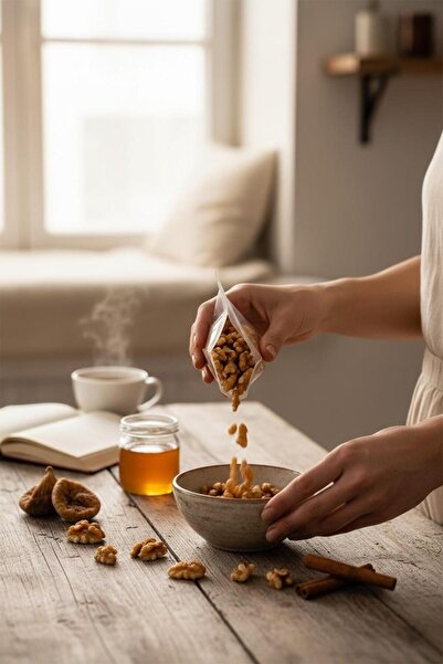 DRY Quartered walnut kernels 500 g