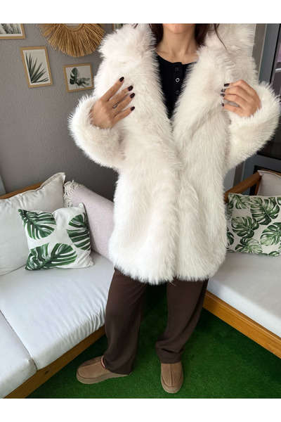 Ceyz no:1 Lüks Beyaz Yumuşak Dokulu Suni Kürk Ceket