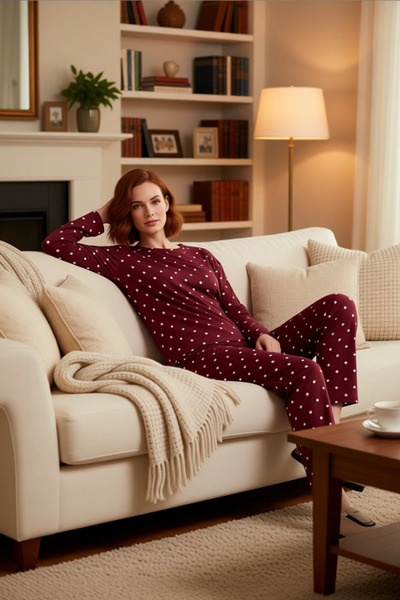 PayBuy طقم بيجامة نسائية بياقة دائرية ونقشة قلب، عملي ومتين وعالي الجودة ومريح وأنيق