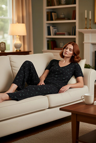 PayBuy طقم بيجامة نسائي بأكمام قصيرة وياقة على شكل حرف V مزين بالزهور بلون ال...