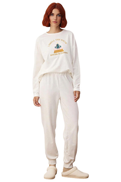 PayBuy Women's Snow Globe Embroidered Crew Neck Knitted Pajama Set Functional Durable Quality Stylish