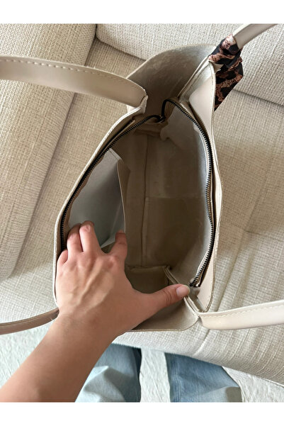 RoseandRoses Valeyr Women's Shoulder Bag with Scarf