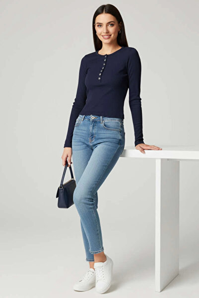 ZENGEZUR MALL Sptrns Snap Detailed Blouse Navy Blue T4343 (232450) (Size: S)