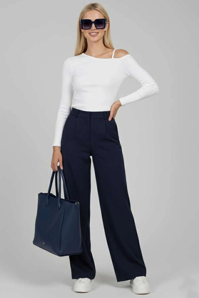 ZENGEZUR MALL One-shoulder drawstring blouse white t4328