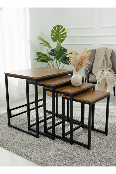 Living Set of 4 Tables with Wooden Surface and Black Metal Stand