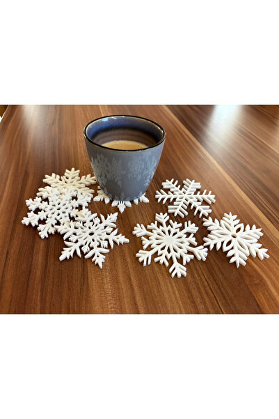 SZD Design Multi-Purpose Set of 7 Snowflake Coasters and Christmas Ornaments