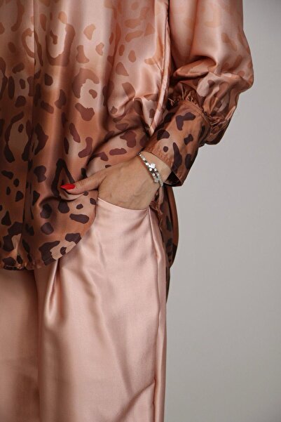 SELSAL Floral satin pants and blouse set