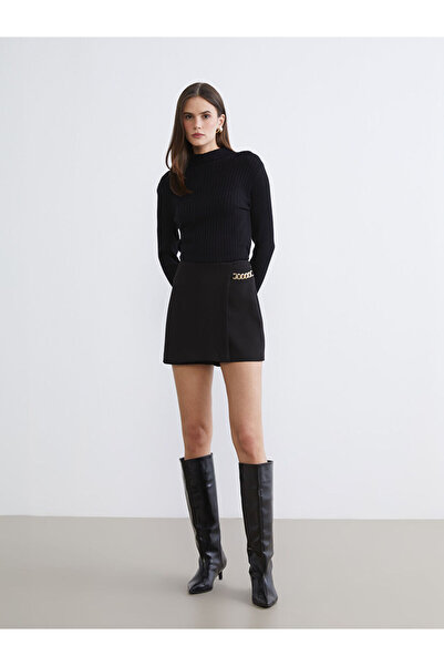 LC Waikiki Fusta scurtă cu detaliu de lanț și fermoar în talie, Sparkling Cho...