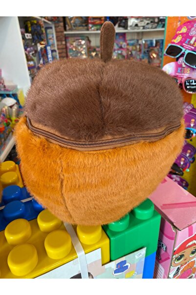 Toys Xinjiang from Nuts