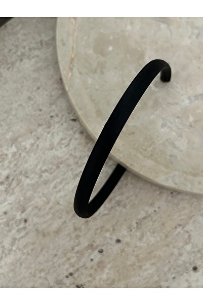 lavanderopa تاج الساتان الأسود