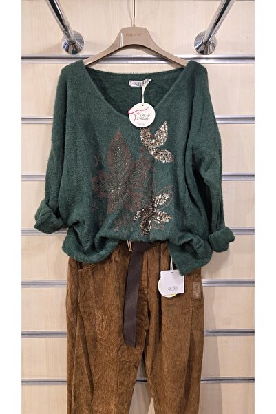 Park Moda سترة صوفية ناعمة بنقشة أوراق الشجر المرصعة بالأحجار