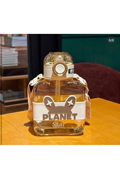 Generic A 900ml plastic water bottle.