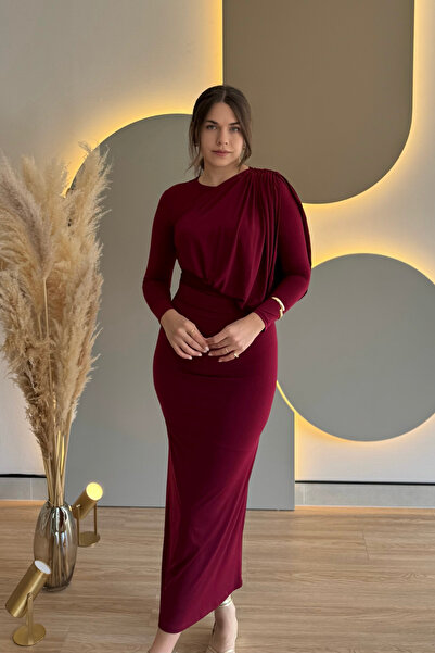 Aventien Asymmetrical Draped Design Burgundy Dress