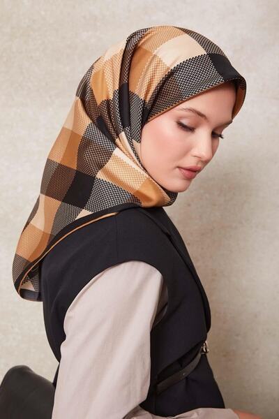 Levidor Milk Coffee Dotted Check Print Twill Silk Scarf-0934