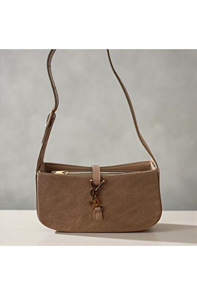 Gözde Mağazacılık حقيبة كتف بغطاء على شكل خطاف