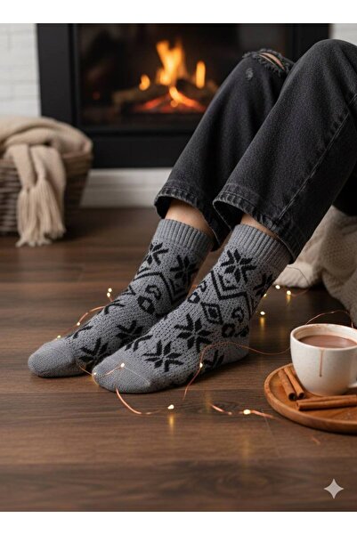 İNSPİRA Snowflake and Deer Patterned Cotton Thick New Year Themed Socks