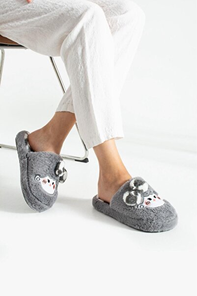 Legend Aksesuar Plush House Slippers Soft Soled Winter Comfortable Slippers with Bow Tie and Character Figures