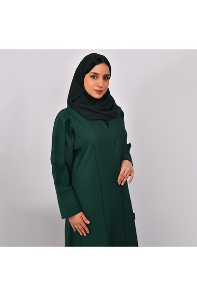 HAWRAA ABAYA عباية عملية لف باللون الاخضر ربع كلوش بخطوط تفصيلية بارزة