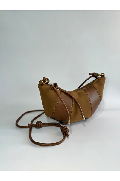 Ayesha Süet Deri Garnili Kruvasan Omuz Çantası Taba