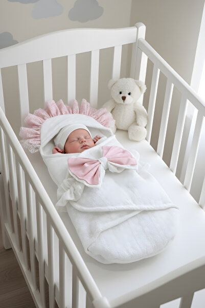 GÜLERBEBECİX Baby Swaddle with Lace Detail and Bow Tie