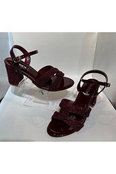 PRONZYM صندل نشائي كعب لون ماروني