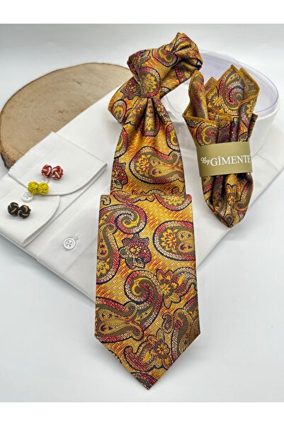 Gutiero Classic Tie with Yellow Paisley Patterned Handkerchief