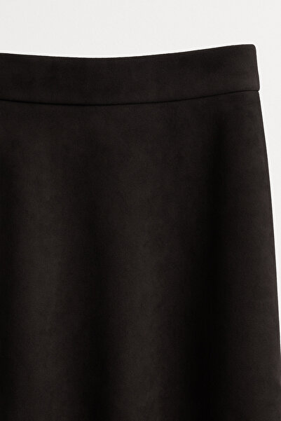 VELLICHOR Suede Skirt - Black