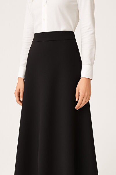 VELLICHOR Black Scuba Skirt