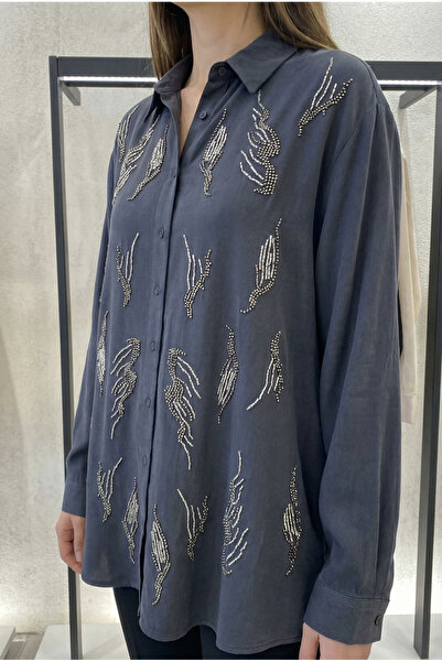 FEMELLE Anthracite Oversized Shirt with Bead Embroidery (Compatible with Sizes up to 48)