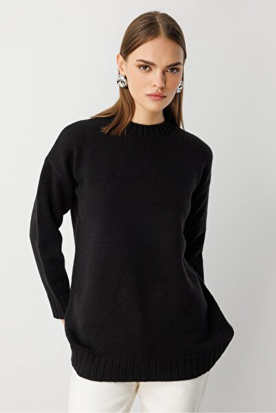 Mizalle Yuvarlak Yaka Oversize Siyah Triko Kazak