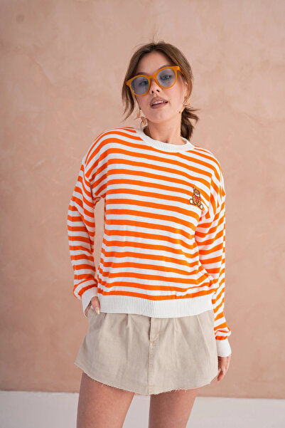 Park Karon Women's Crew Neck Embroidery Detail Striped Knitwear Sweater