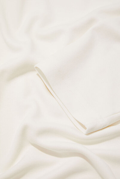 W Collection Ekru Circular Neck Long Sleeve Sweatshirt