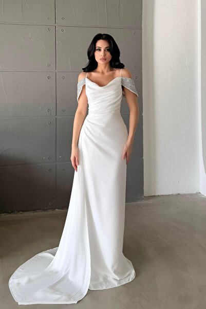 Serica Moda Βραδινό φόρεμα Y άνοιγμα με λευκό κορδόνι και λεπτομέρεια από πέτρα στον ώμο